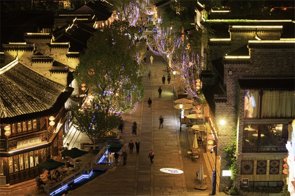 小鎮(zhèn)夜景燈光設(shè)計