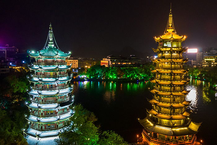 景區(qū)古塔燈光亮化